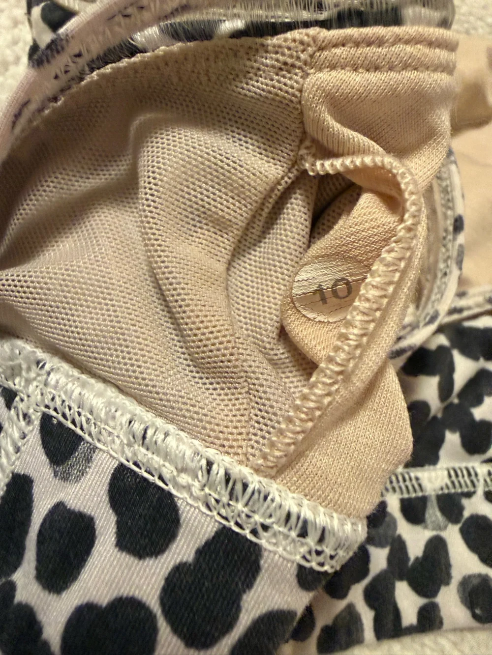 Lululemon Straight Up Sports Bra Ace Spot White Black Dottie Dash Leopard